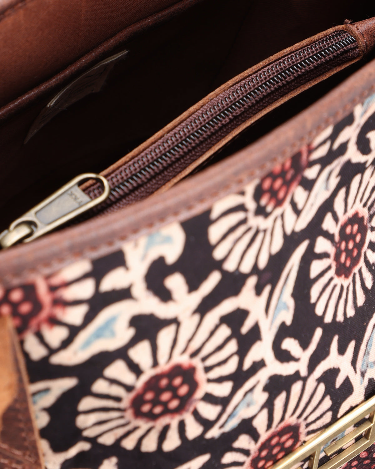 AZARAK MOROCCAN  HAND BAG