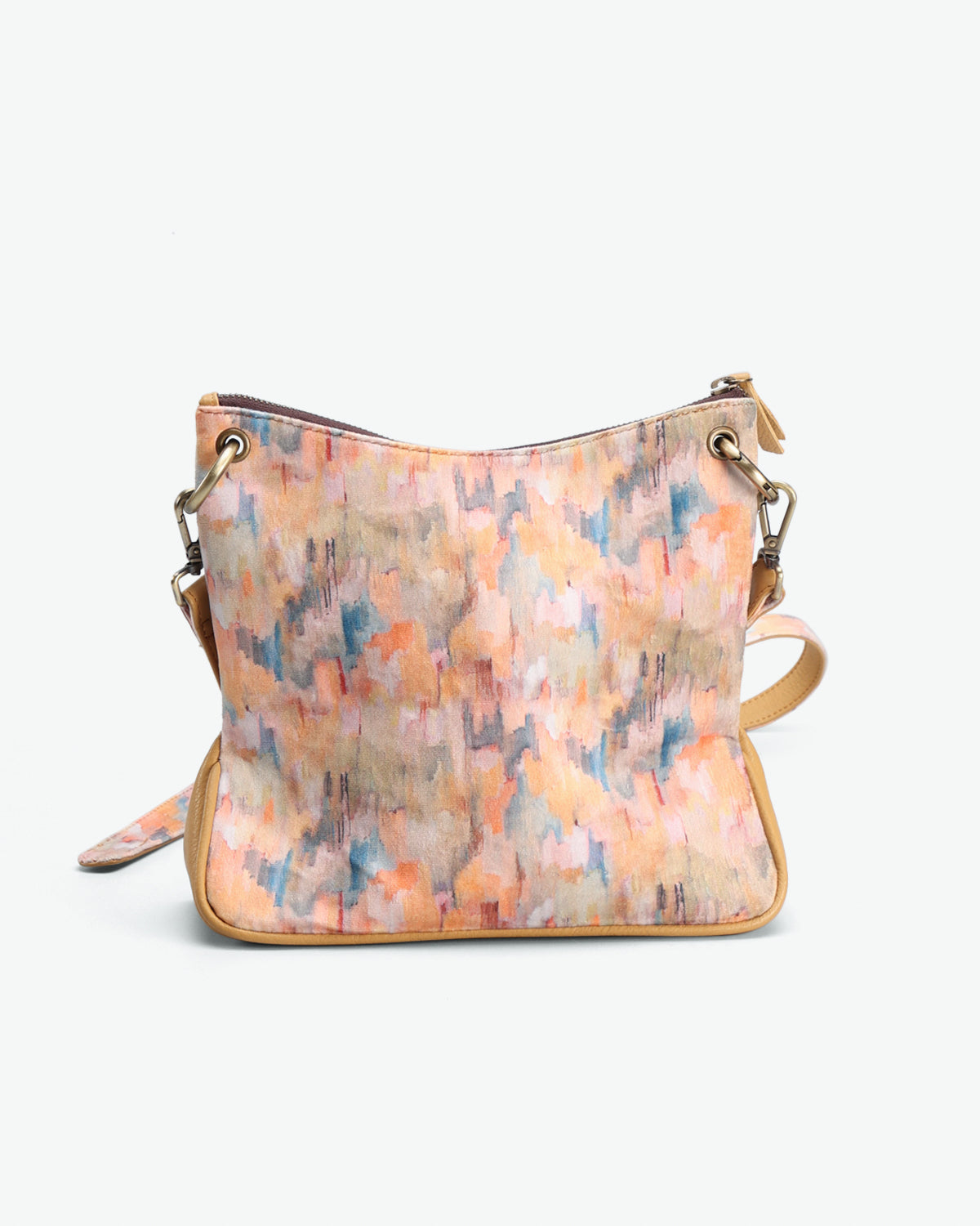 CHROMATIC FUSION HAND BAG