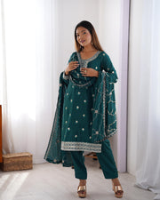 Trending Beautiful Top Pent And Dupatta With Thread With Sequence Work