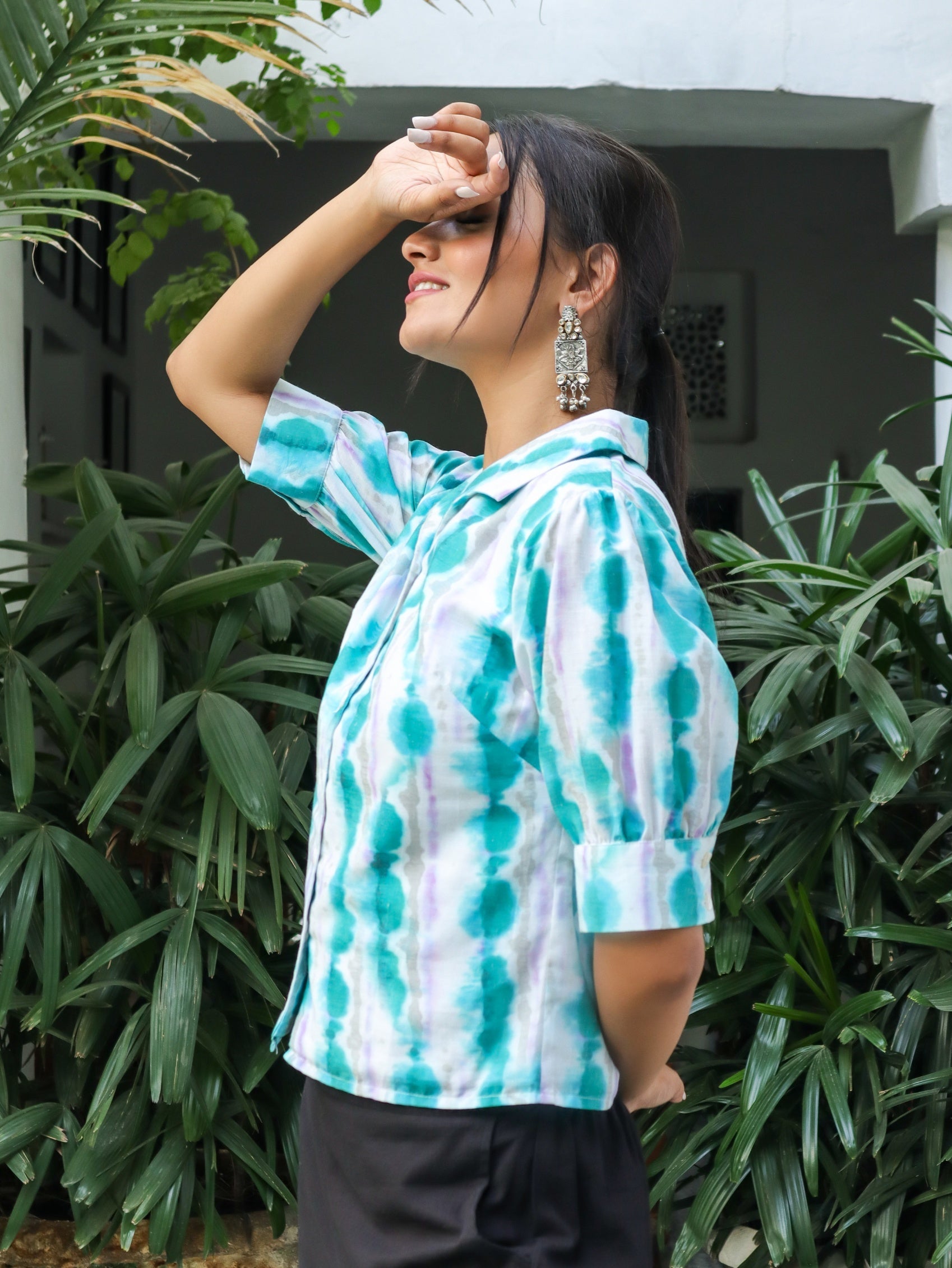 BETTY COLLARED TOP