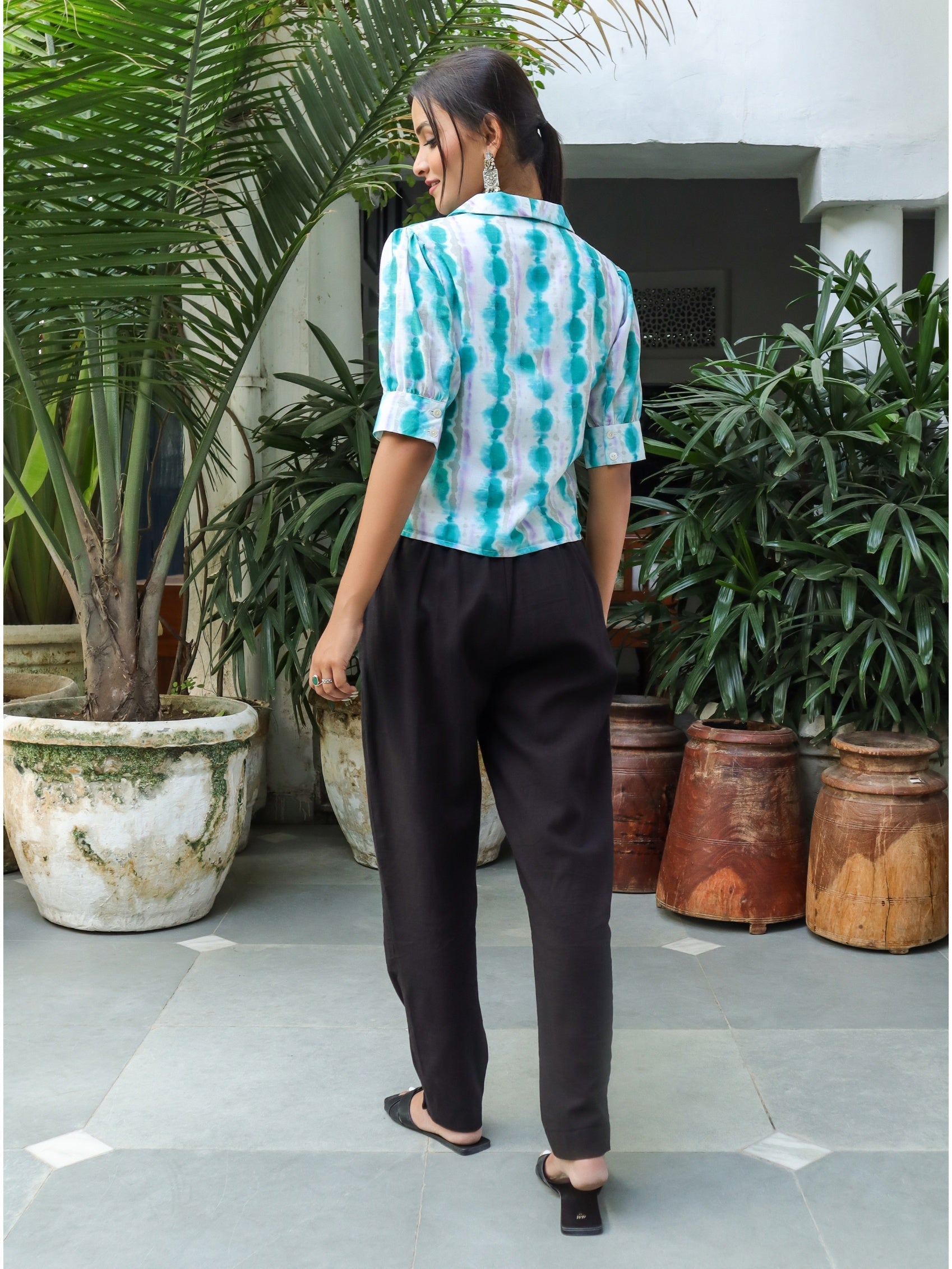 BETTY COLLARED TOP