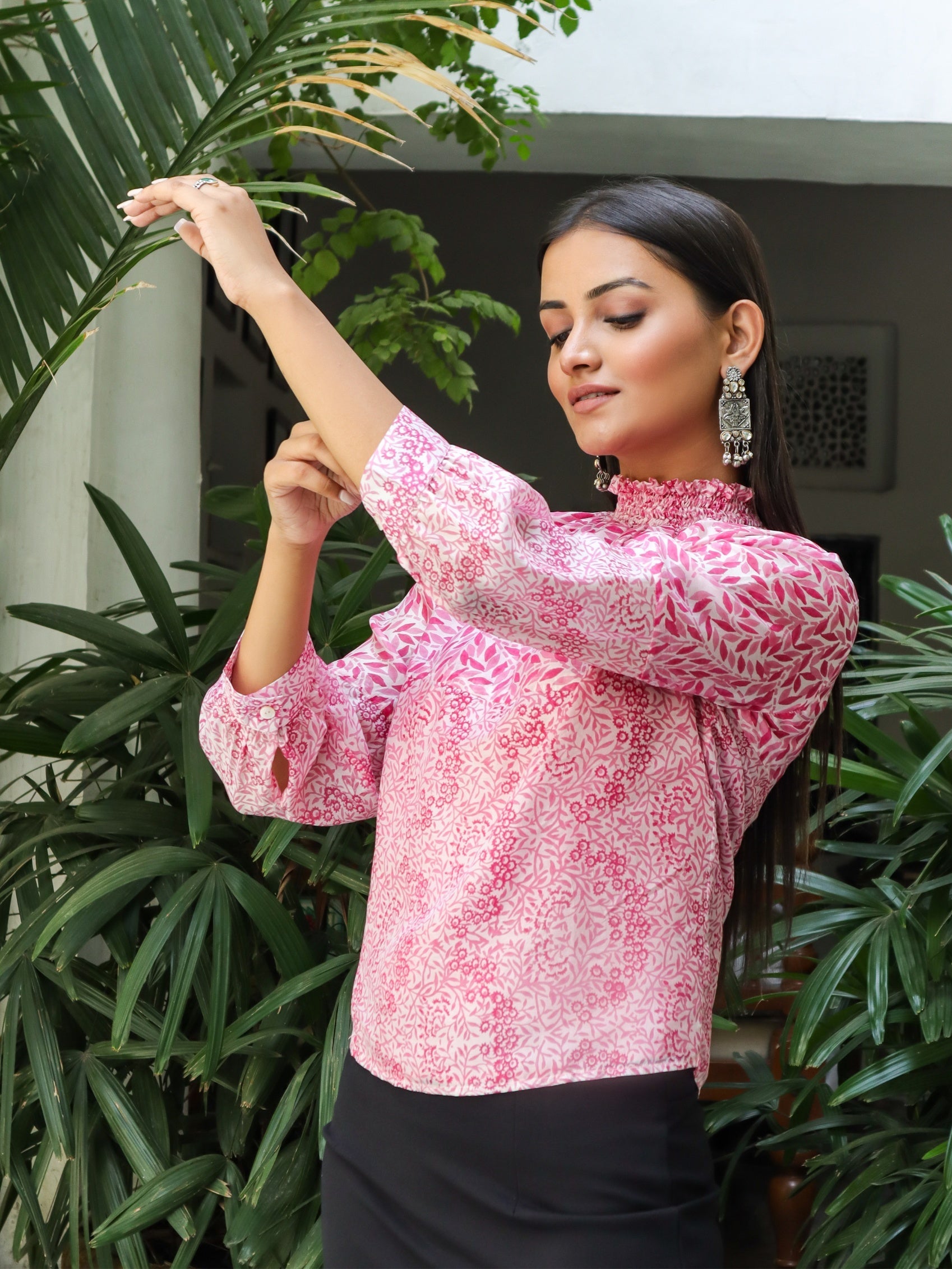 ROSE FOLIAGE TOP