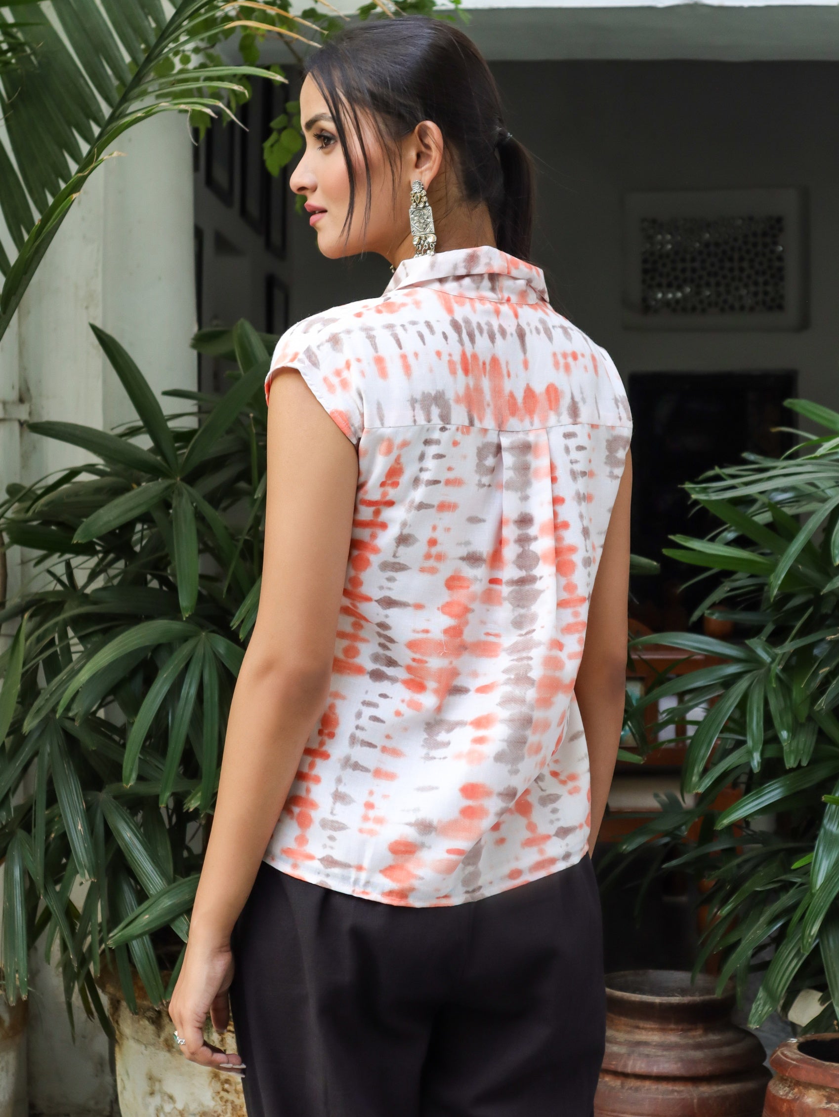 HANSEL COLLAR TOP