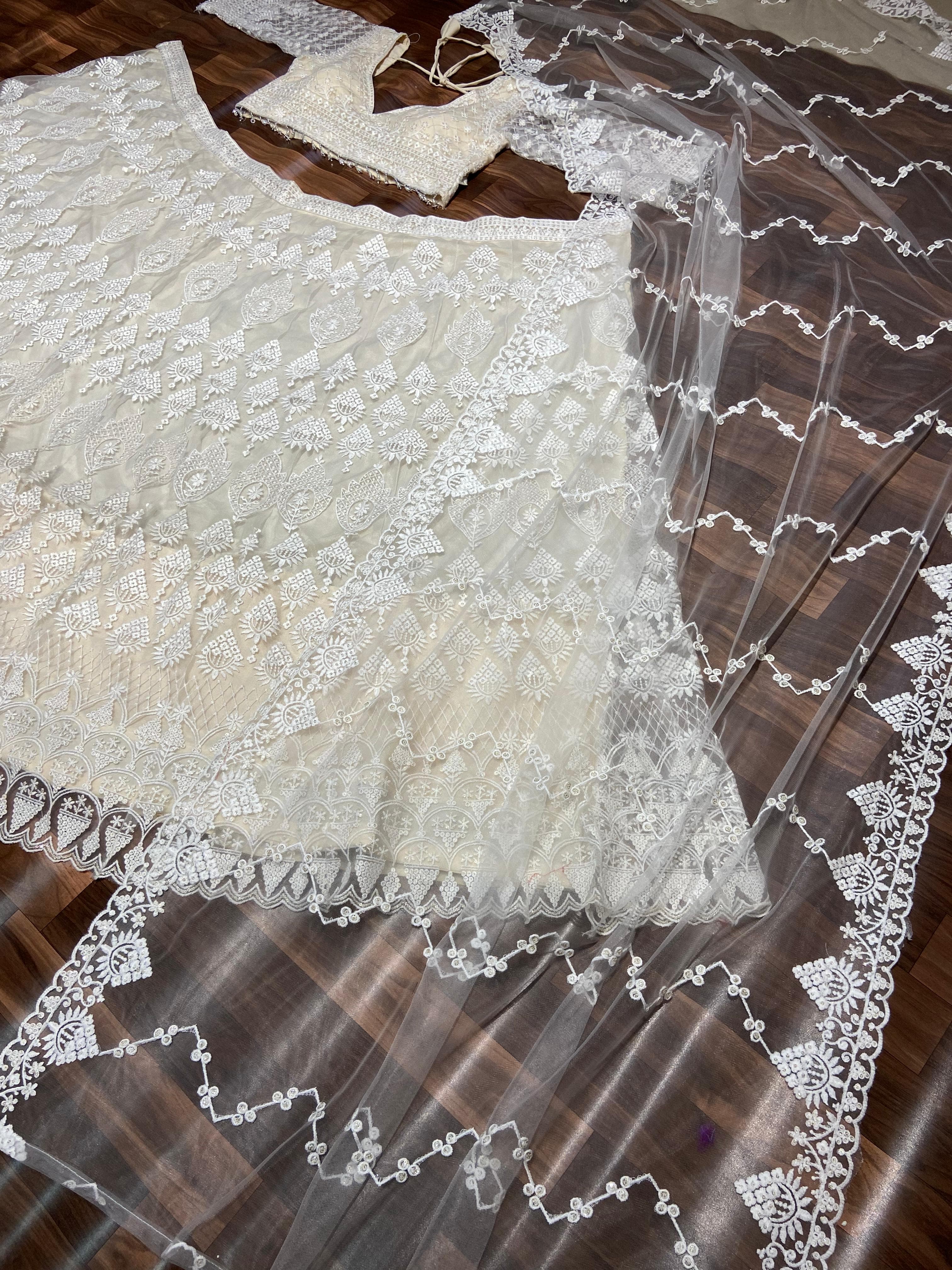 Party Wear Designer Lehenga Choli With Thread Embroidery Work