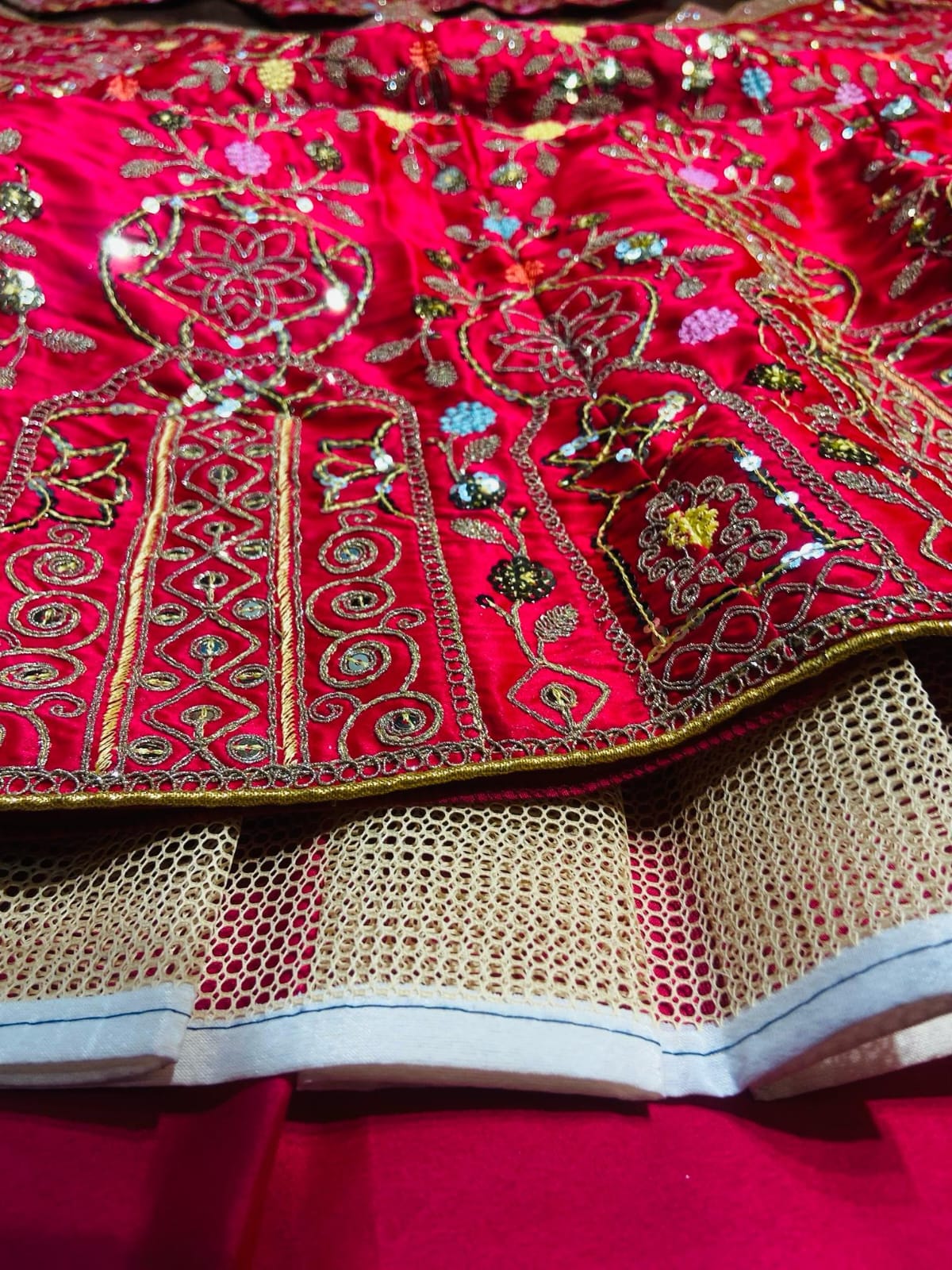 Designer Party Wear Lehenga Choli With Beautiful Multi Thread Work
