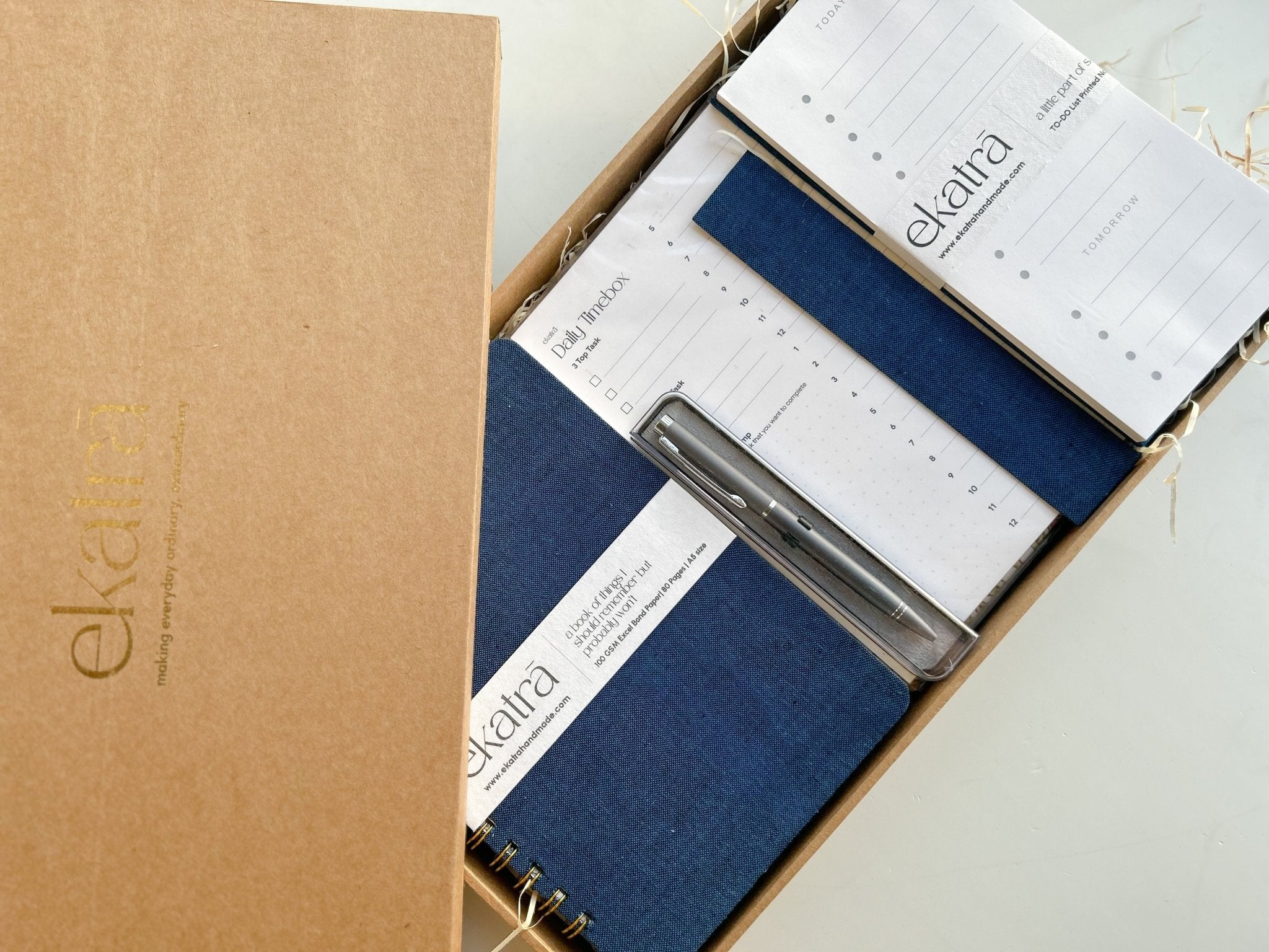 Ekatra Premium Corporate Gift set -  Time management