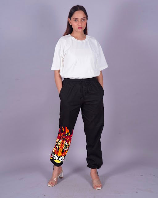 Roar with Style: Lioness' Female Black Adjustable Cargo Pants