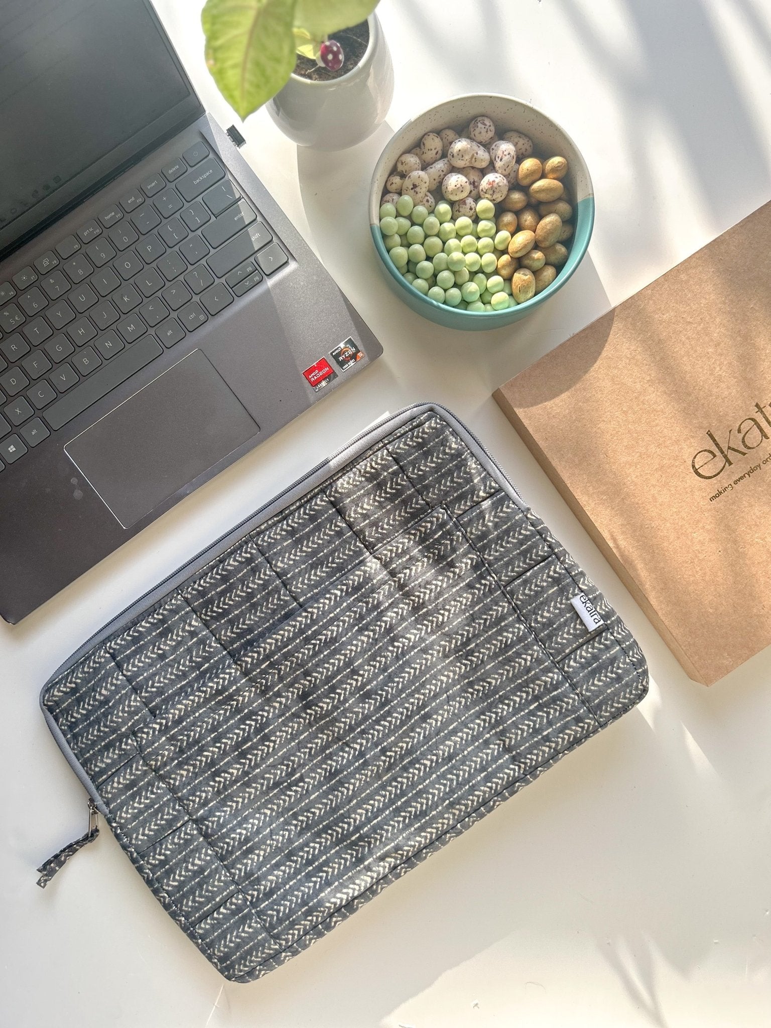 Cotton Laptop Sleeve/Cover - Black stipes