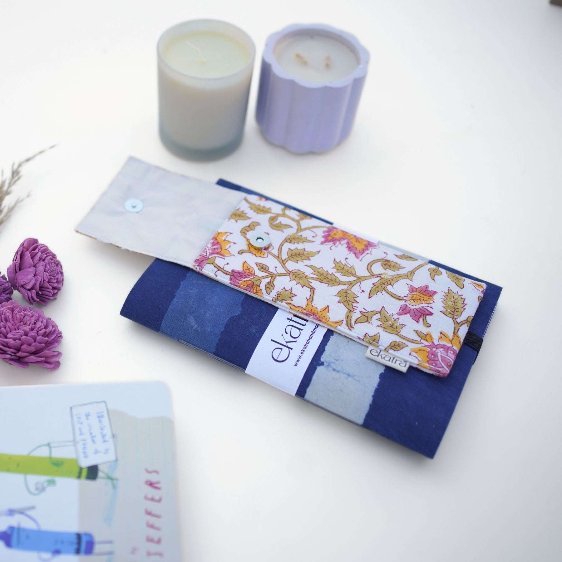 Sustainable Pen case/organizer with elastic band by Ekatra