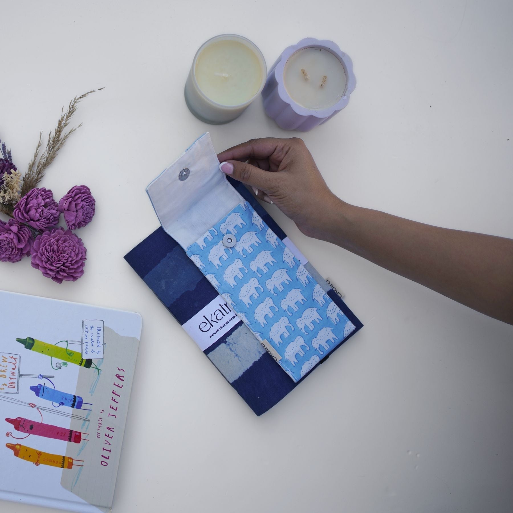 Sustainable Pen case/organizer with elastic band by Ekatra